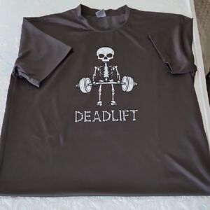 Novelty MEN'S "deadlift" Tshirt NWOT